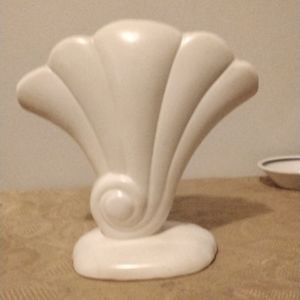 Red wing vase vintage